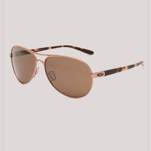 Women's Feedback Oakleys